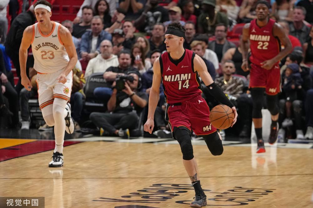 背后复杂的 背后复杂的